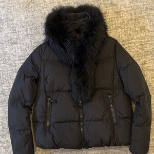 Moncler jacket with fur collar!